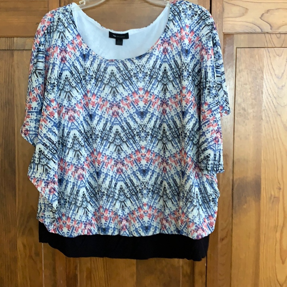Dressy shirt multi colored white black pink blue
